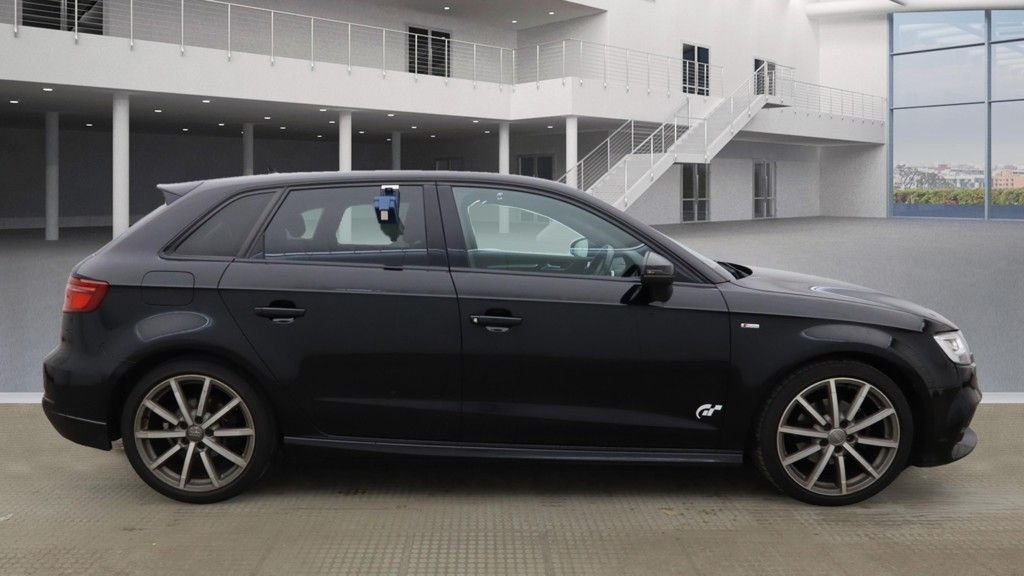 Used Audi A3 2018 for sale - 76375998: Photo 8