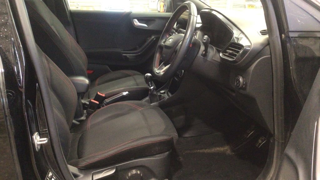 Used Ford Puma 2020 for sale - 76410362: Photo 2