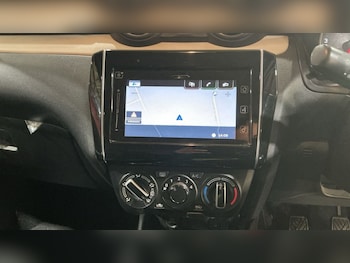 Used Suzuki Swift 2019 for sale - 77080300: Photo