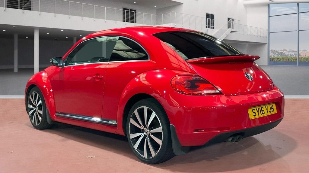 Used Volkswagen Beetle 2016 for sale - 78030597: Photo 6