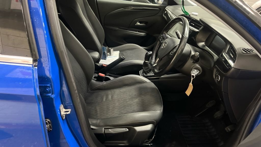 Used Vauxhall Corsa 2021 for sale - 77133449: Photo 2