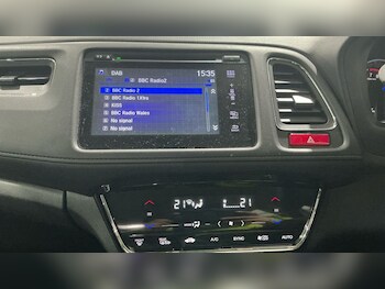 Used Honda HR-V 2017 for sale - 77547178: Photo