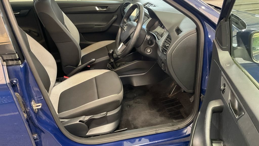 Used Skoda Fabia 2017 for sale - 77328176: Photo 2