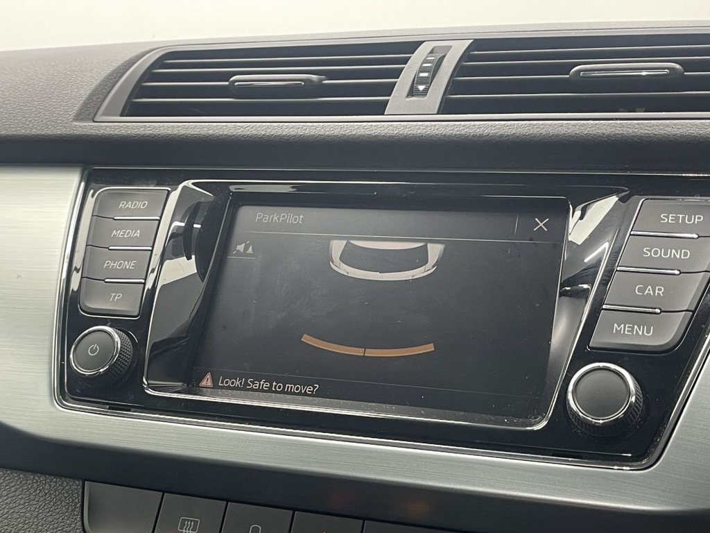 Used Skoda Fabia 2017 for sale - 77328176: Photo 30