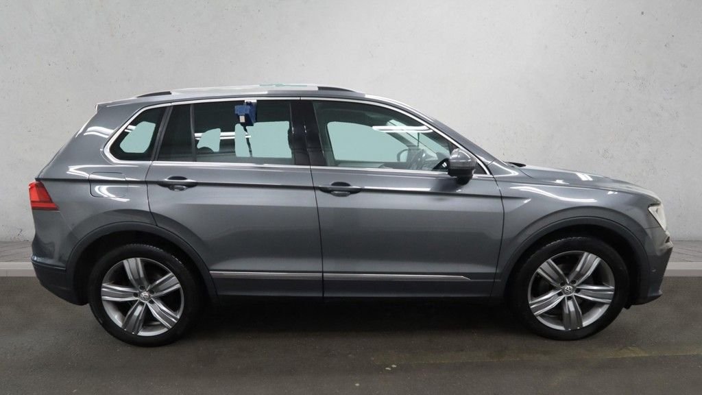 Used Volkswagen Tiguan 2019 for sale - 77749024: Photo 8