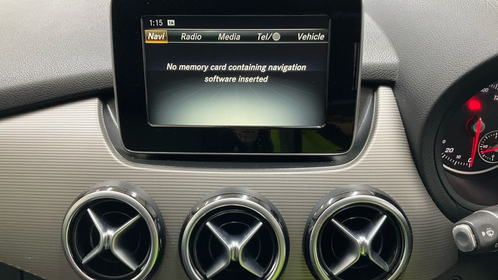 Used Mercedes-Benz B Class 2017 for sale - 76840781: Photo 3