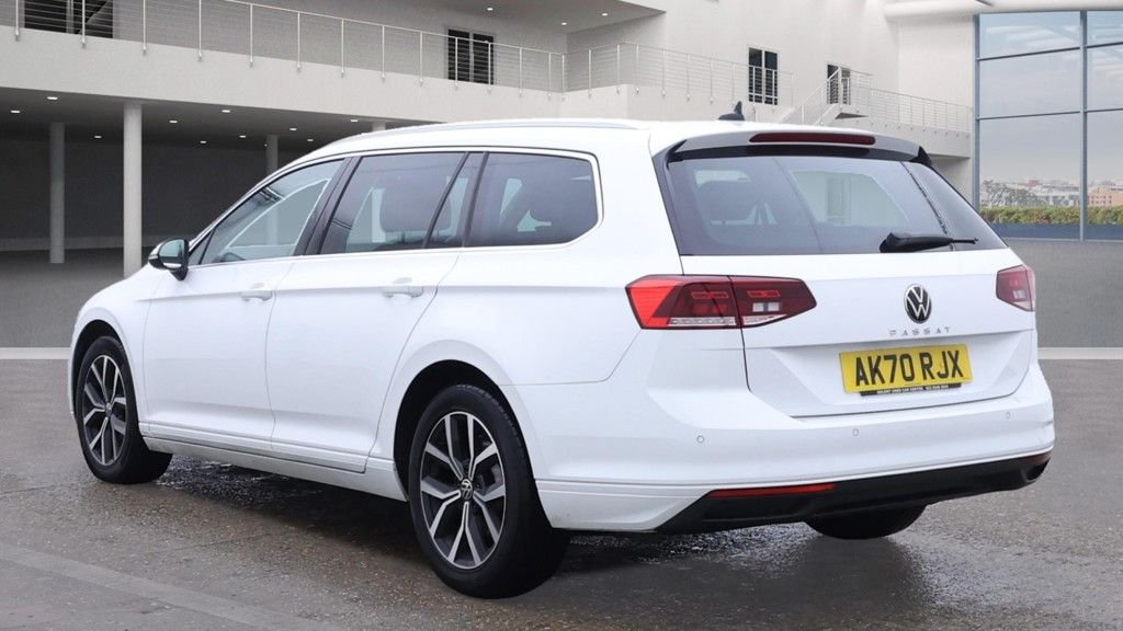 Used Volkswagen Passat 2020 for sale - 76372490: Photo 6