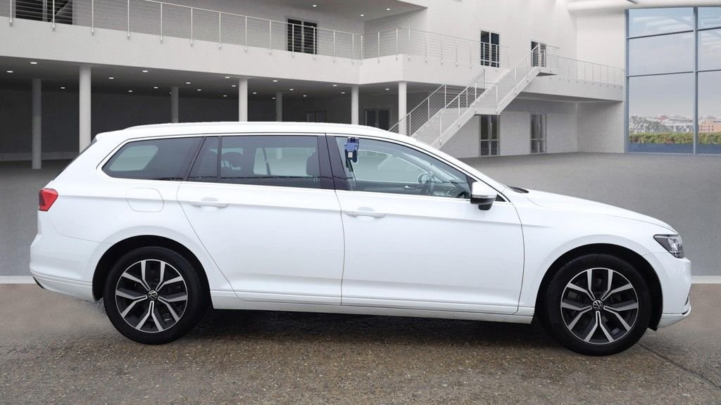 Used Volkswagen Passat 2020 for sale - 76372490: Photo 8