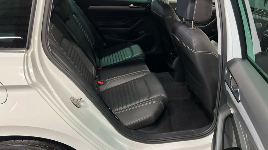 Used Volkswagen Passat 2020 for sale - 76372490: Photo 9