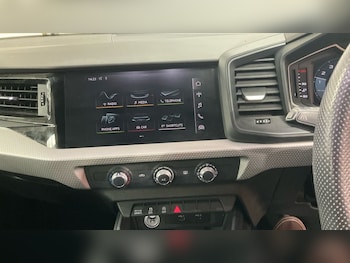 Used Audi A1 2019 for sale - 76235835: Photo 3