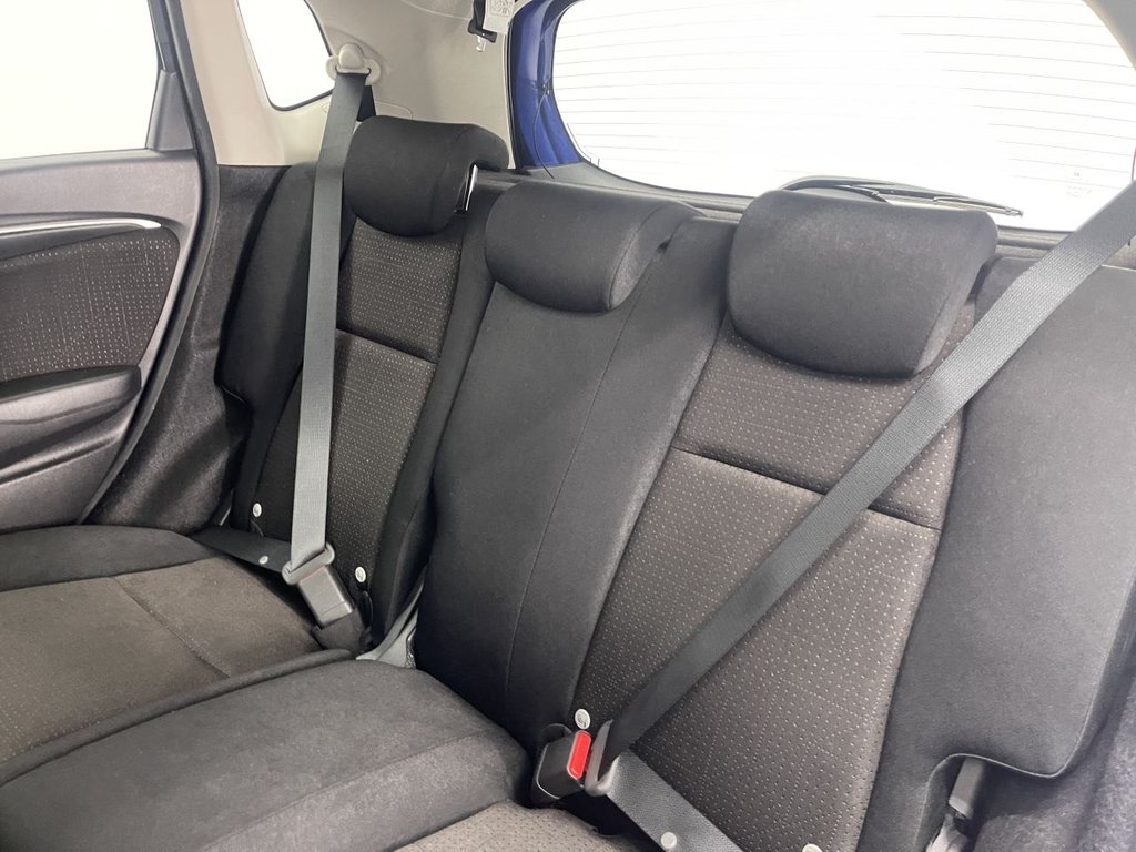 Used Honda Jazz 2017 for sale - 77408192: Photo 15