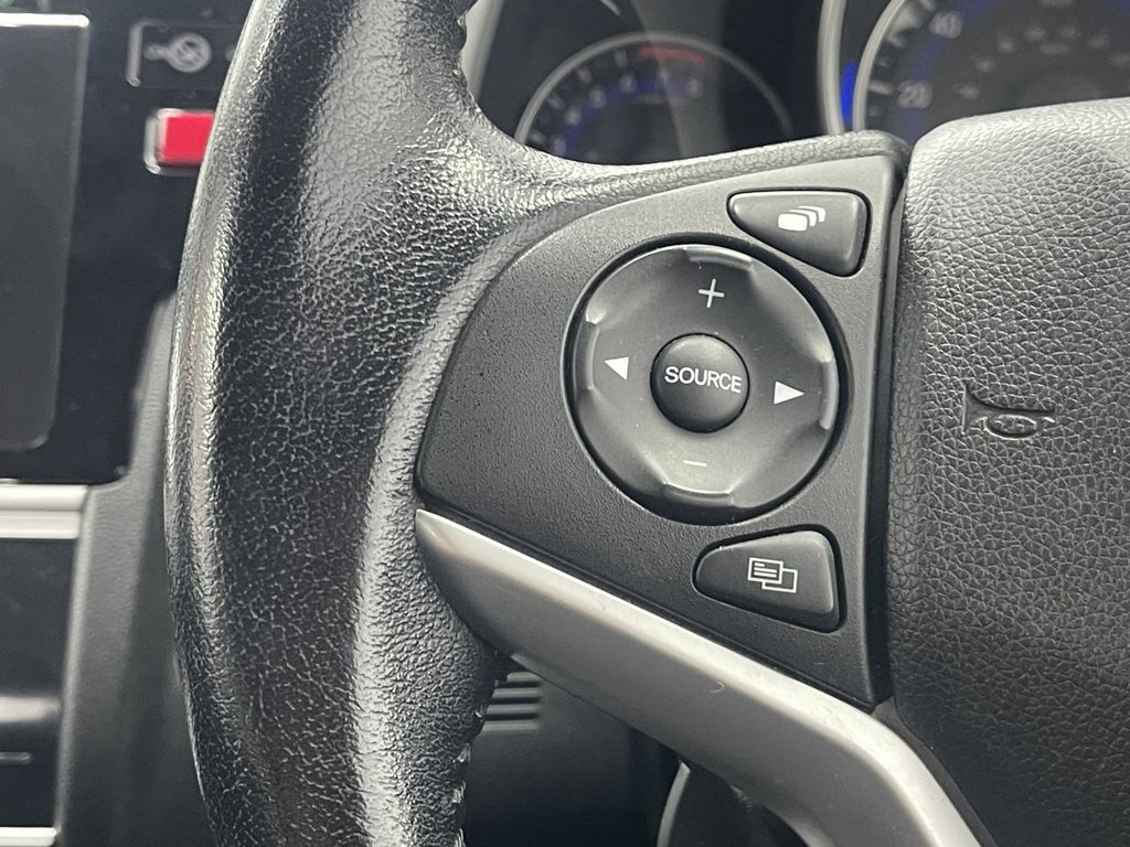 Used Honda Jazz 2017 for sale - 77408192: Photo 23