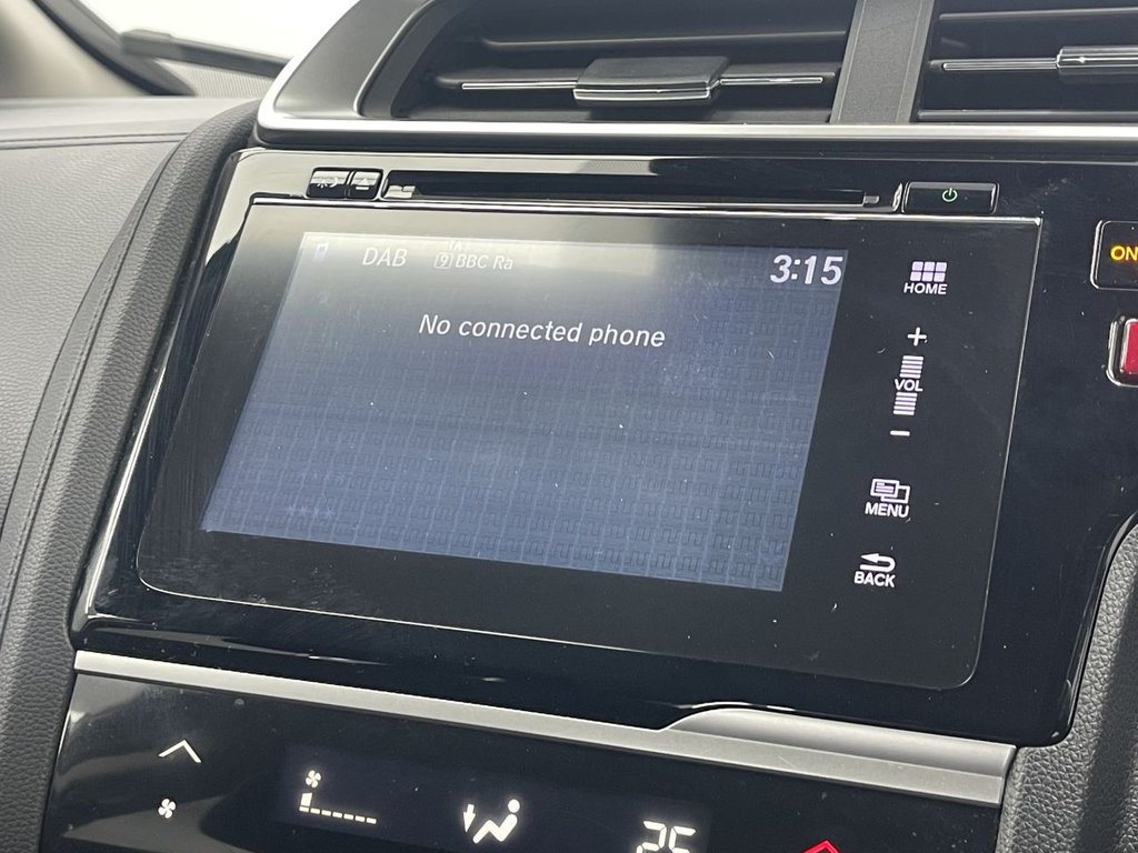 Used Honda Jazz 2017 for sale - 77408192: Photo 30