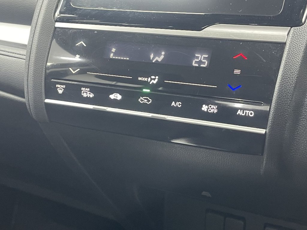 Used Honda Jazz 2017 for sale - 77408192: Photo 33