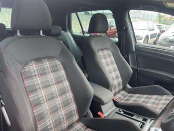 Used Volkswagen Golf 2017 for sale - 74747004: Photo