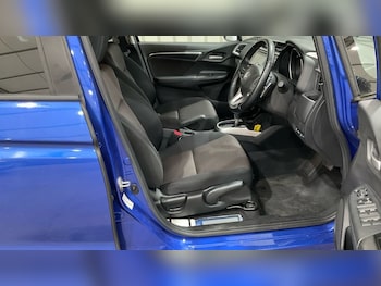 Used Honda Jazz 2017 for sale - 76279985: Photo