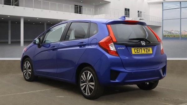 Used Honda Jazz 2017 for sale - 76279985: Photo 6