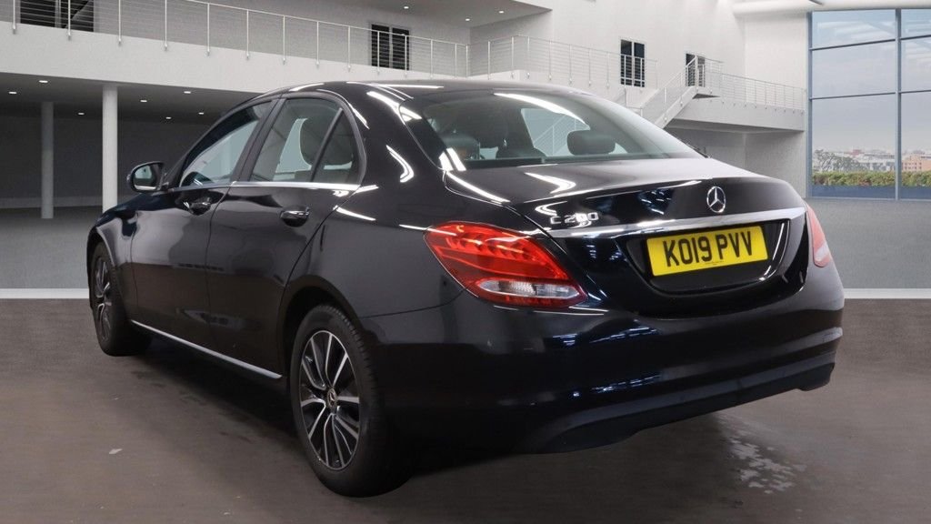 Used Mercedes-Benz C Class 2019 for sale - 76372492: Photo 6