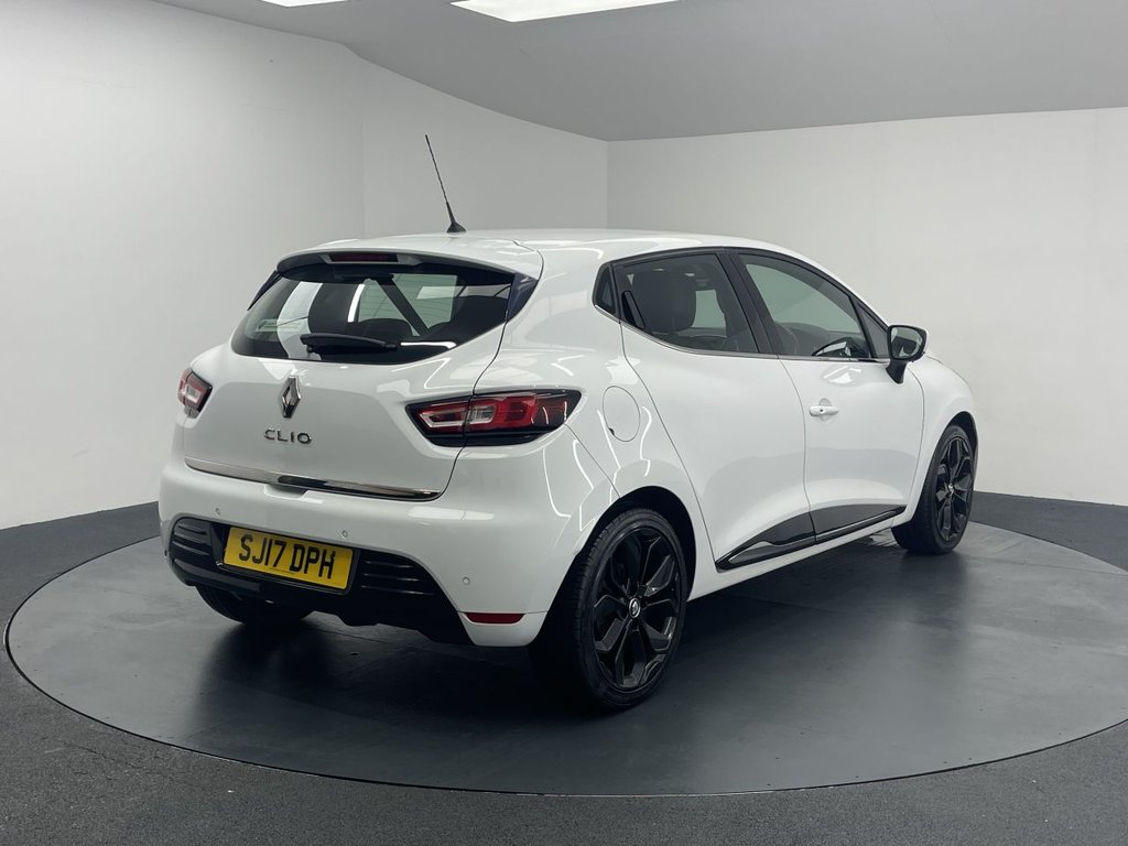 Used Renault Clio 2017 for sale - 76487036: Photo 11