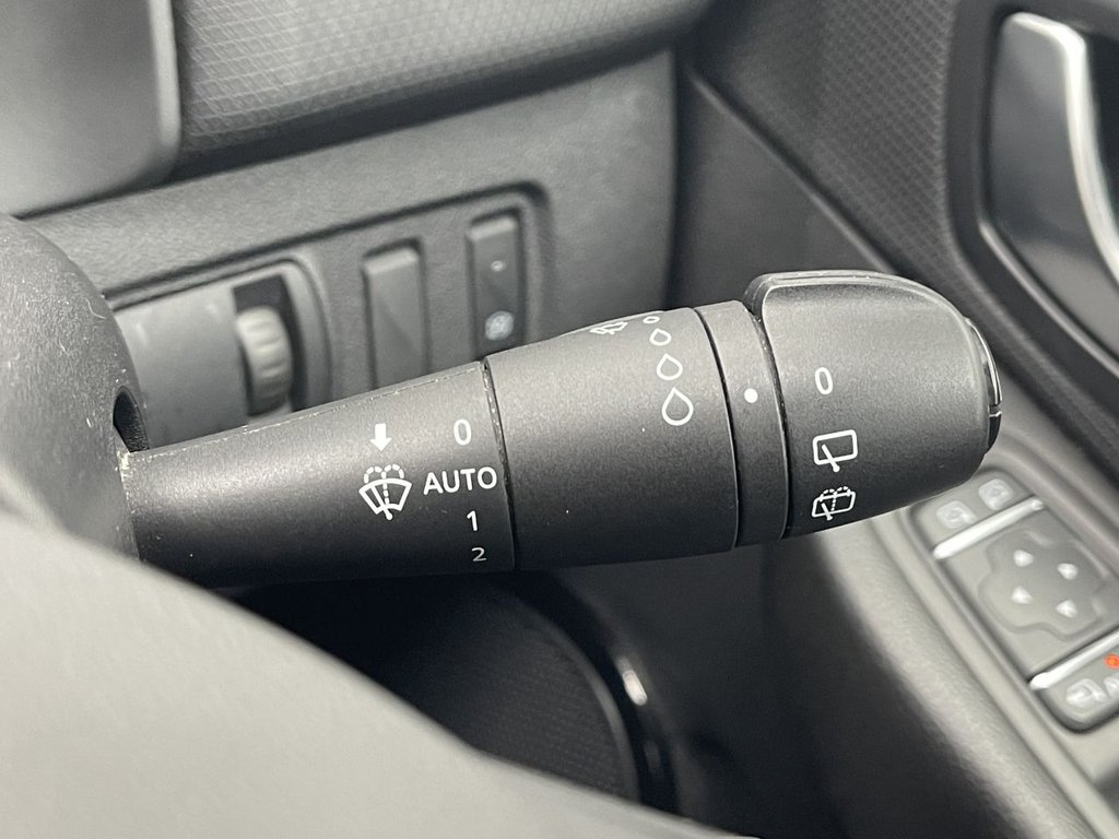 Used Renault Clio 2017 for sale - 76487036: Photo 22