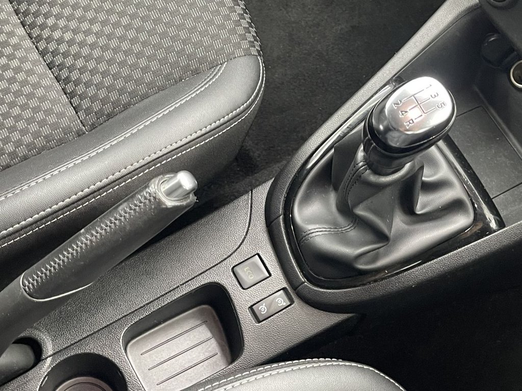 Used Renault Clio 2017 for sale - 76487036: Photo 26