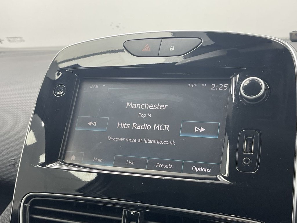 Used Renault Clio 2017 for sale - 76487036: Photo 27