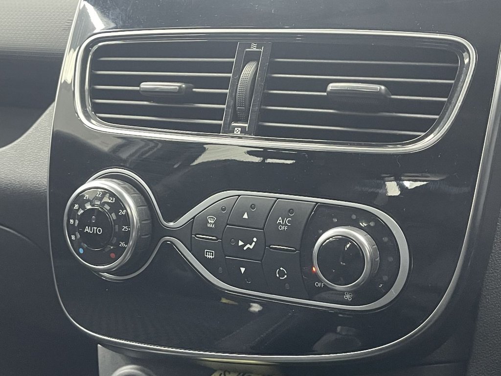 Used Renault Clio 2017 for sale - 76487036: Photo 31