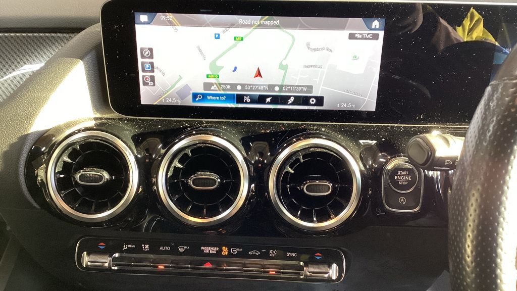 Used Mercedes-Benz GLA 2021 for sale - 77205371: Photo 3