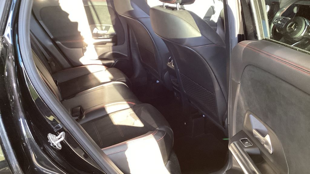 Used Mercedes-Benz GLA 2021 for sale - 77205371: Photo 9