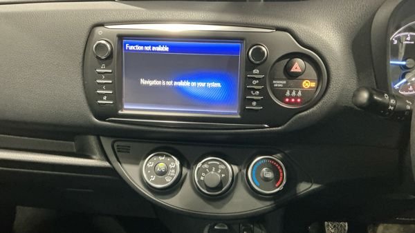 Used Toyota Yaris 2018 for sale - 77072792: Photo 10