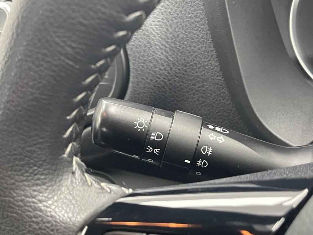 Used Toyota Yaris 2018 for sale - 77072792: Photo 21