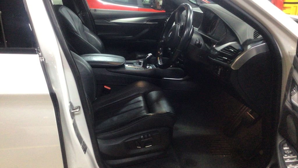 Used BMW X6 2018 for sale - 76900751: Photo 2