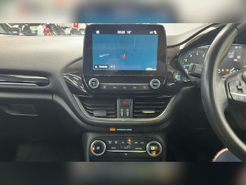 Used Ford Fiesta 2018 for sale - 79584431: Photo