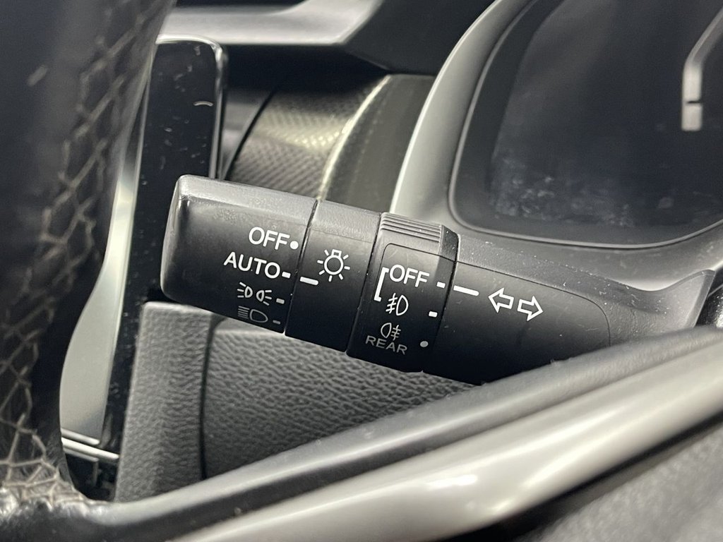 Used Honda Civic 2018 for sale - 76632153: Photo 21