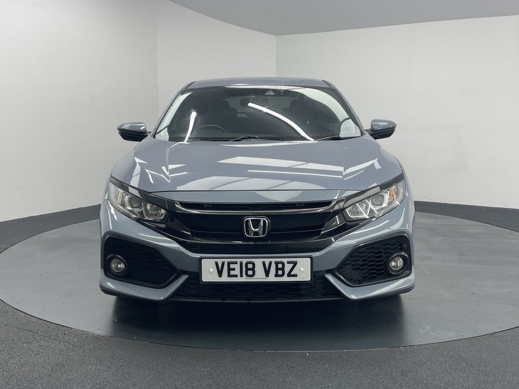 Used Honda Civic 2018 for sale - 76632153: Photo 5