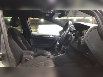 Used Volkswagen Golf 2019 for sale - 77520933: Photo