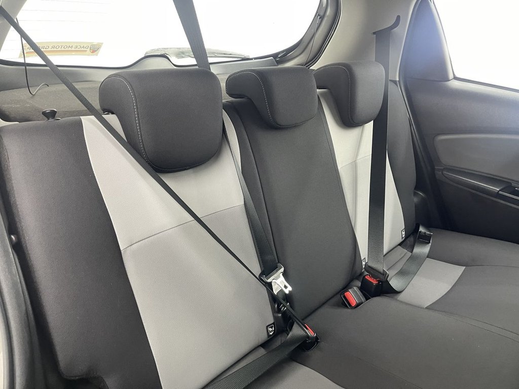 Used Toyota Yaris 2018 for sale - 77356493: Photo 17