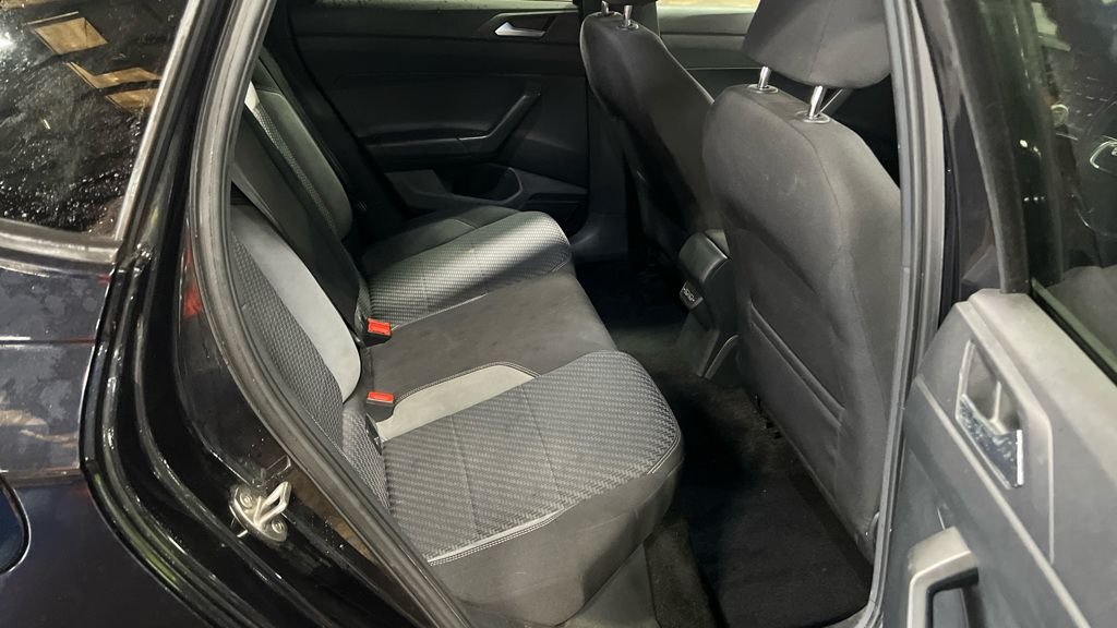 Used Volkswagen Polo 2018 for sale - 76430434: Photo 9