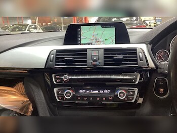 Used BMW 3 Series 2019 for sale - 77693640: Photo