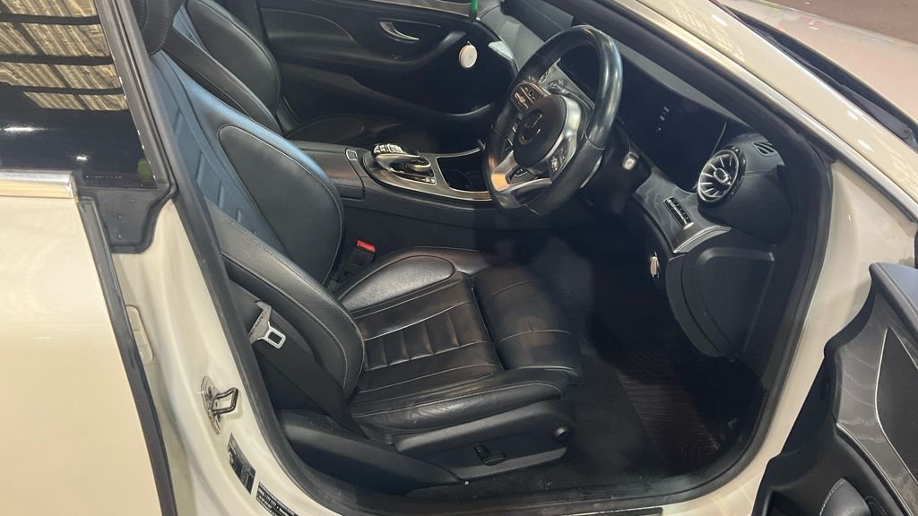 Used Mercedes-Benz CLS 2019 for sale - 78172334: Photo 2