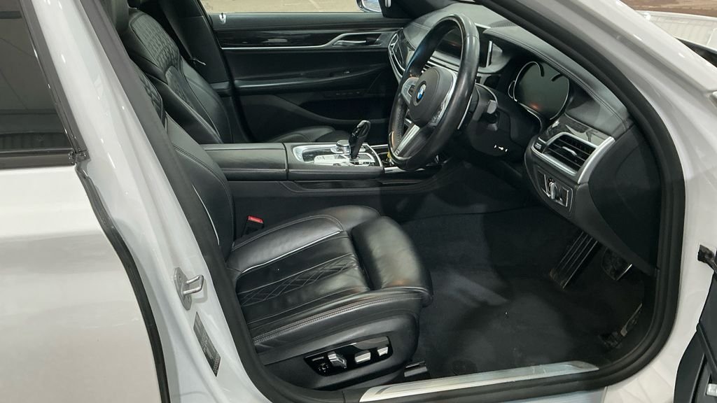 Used BMW 7 Series 2019 for sale - 77748786: Photo 2