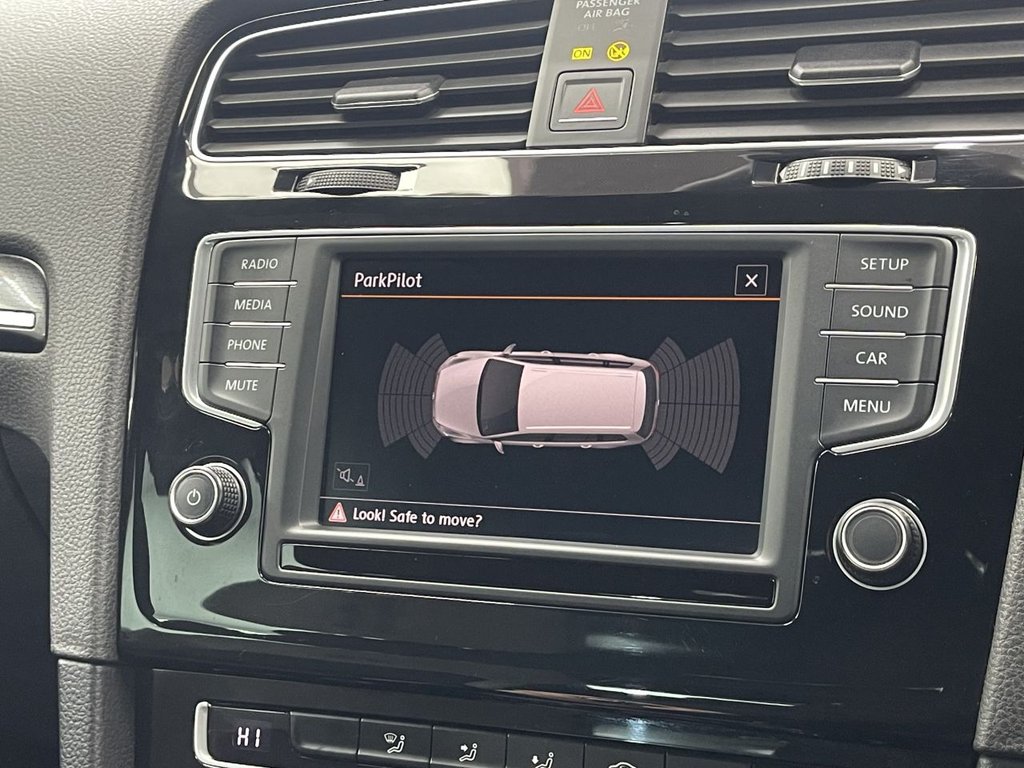 Used Volkswagen Golf 2015 for sale - 76803779: Photo 30