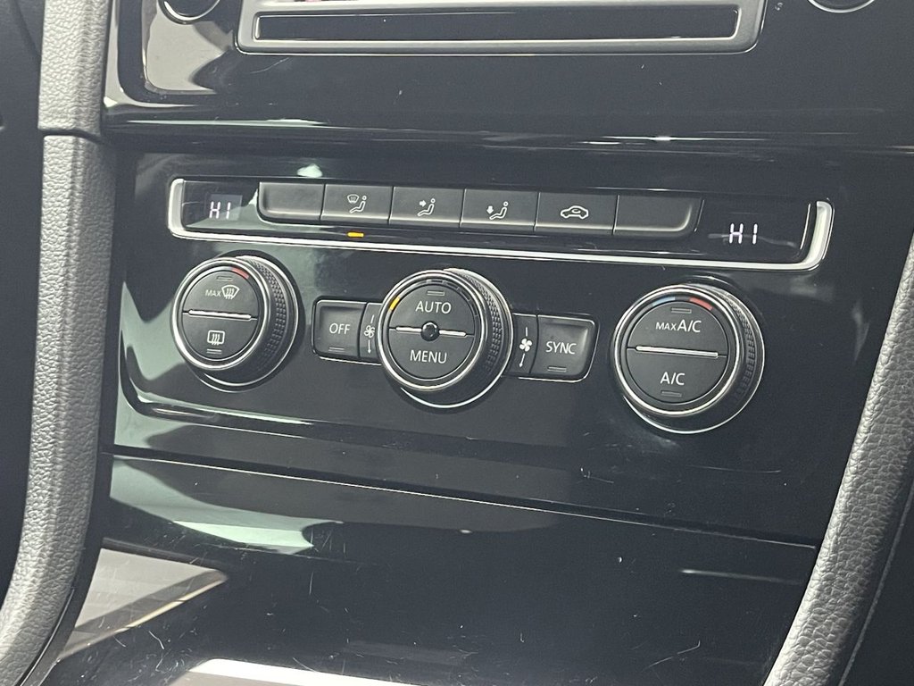 Used Volkswagen Golf 2015 for sale - 76803779: Photo 31