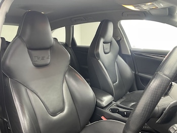 Used Audi RS4 Avant 2014 for sale - 78372524: Photo