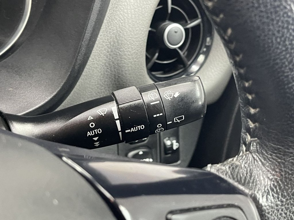 Used Toyota Yaris 2018 for sale - 77327665: Photo 22