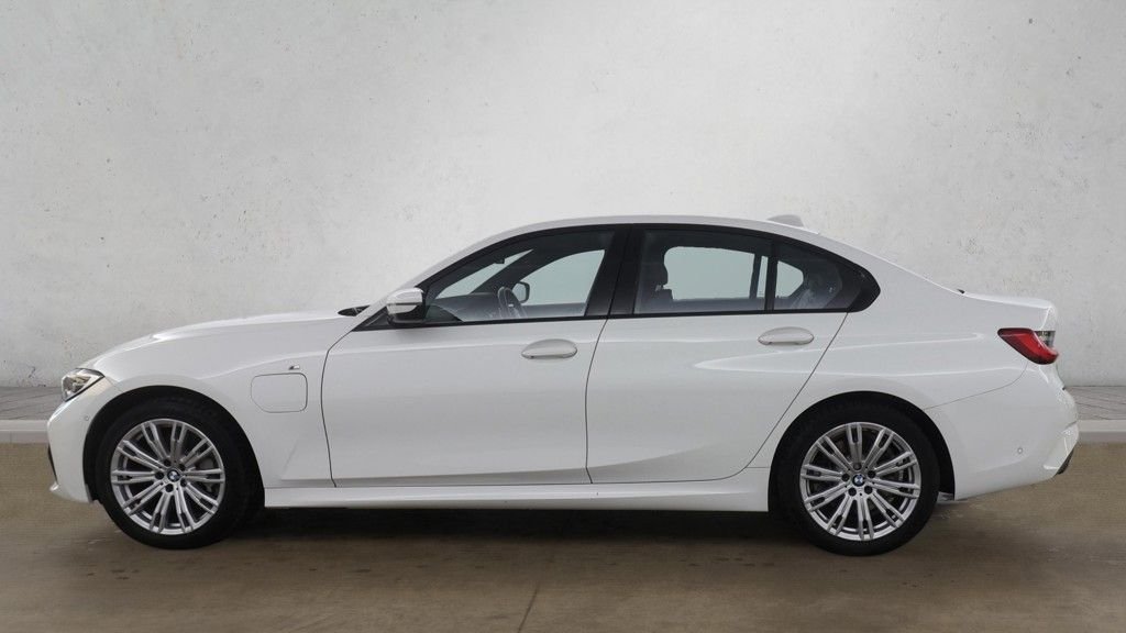 Used BMW 3 Series 2021 for sale - 77976290: Photo 7