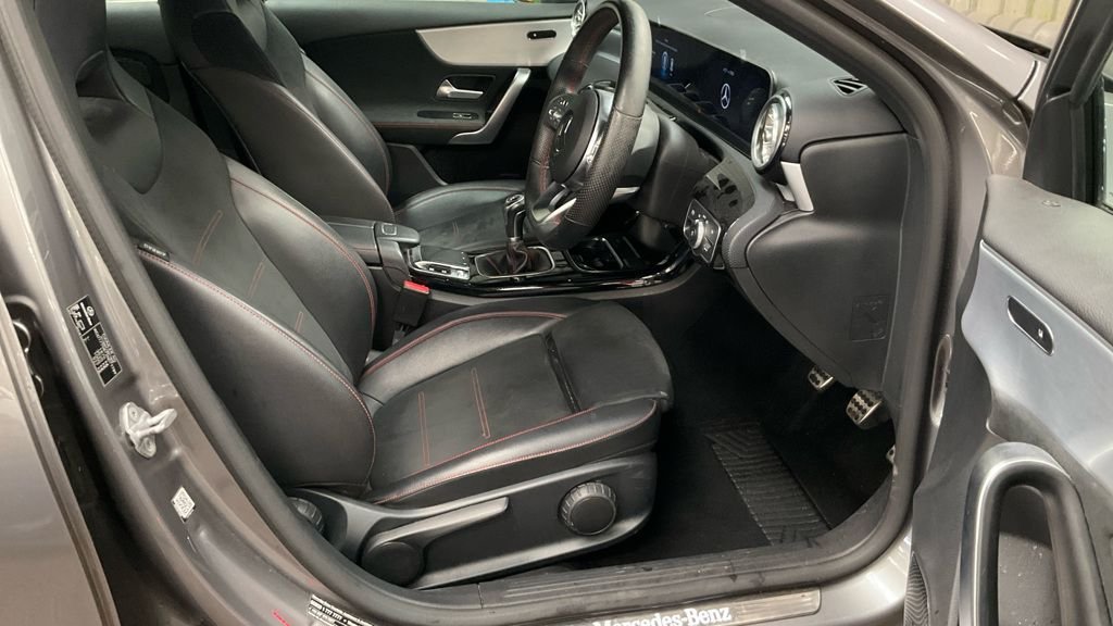 Used Mercedes-Benz A-Class 2019 for sale - 76291736: Photo 2