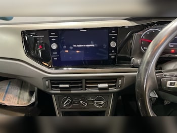 Used Volkswagen Polo 2021 for sale - 76185537: Photo 3