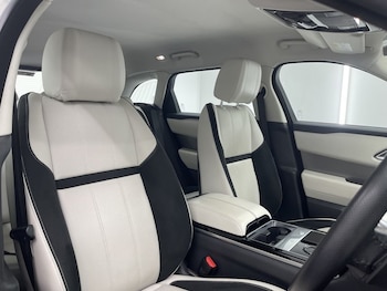 Used Land Rover Range Rover Velar 2017 for sale - 75473636: Photo