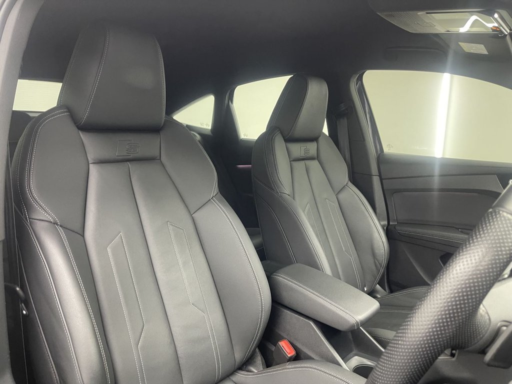 Used Audi Q4 e-tron 2024 for sale - 76367368: Photo 2